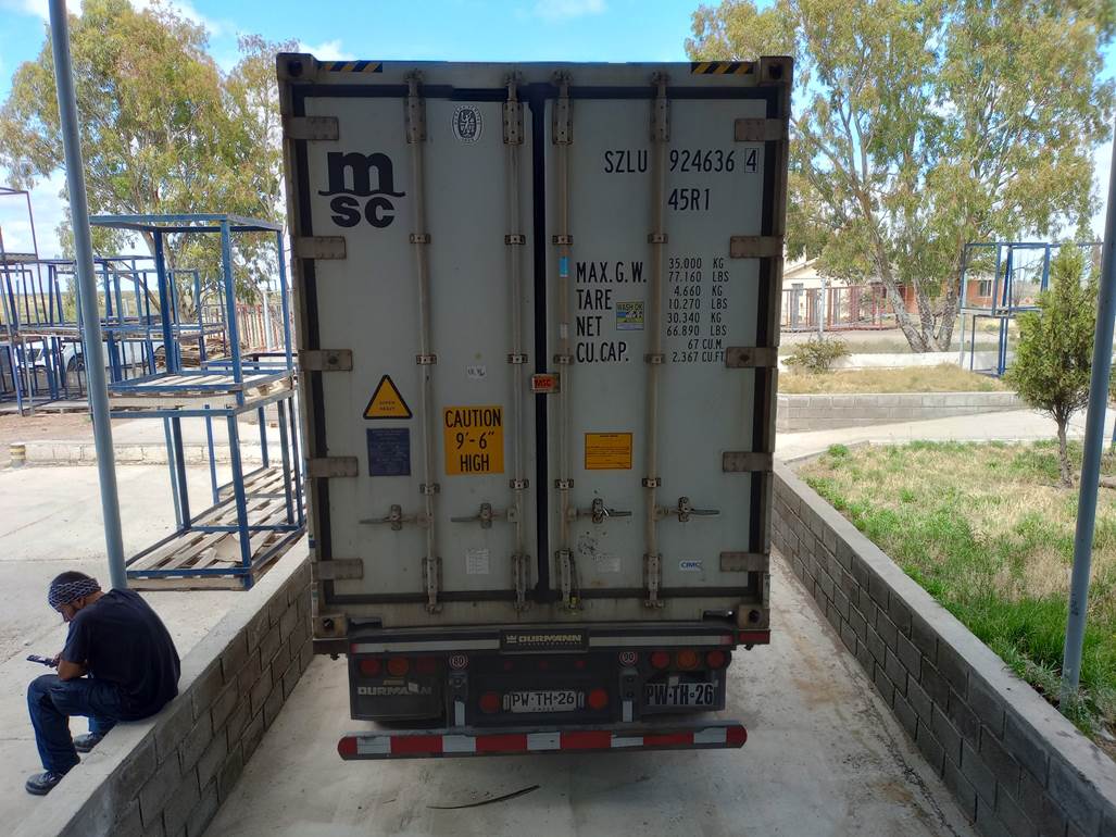 Imagen que contiene exterior, camino, banqueta, calle

Descripci�n generada autom�ticamente