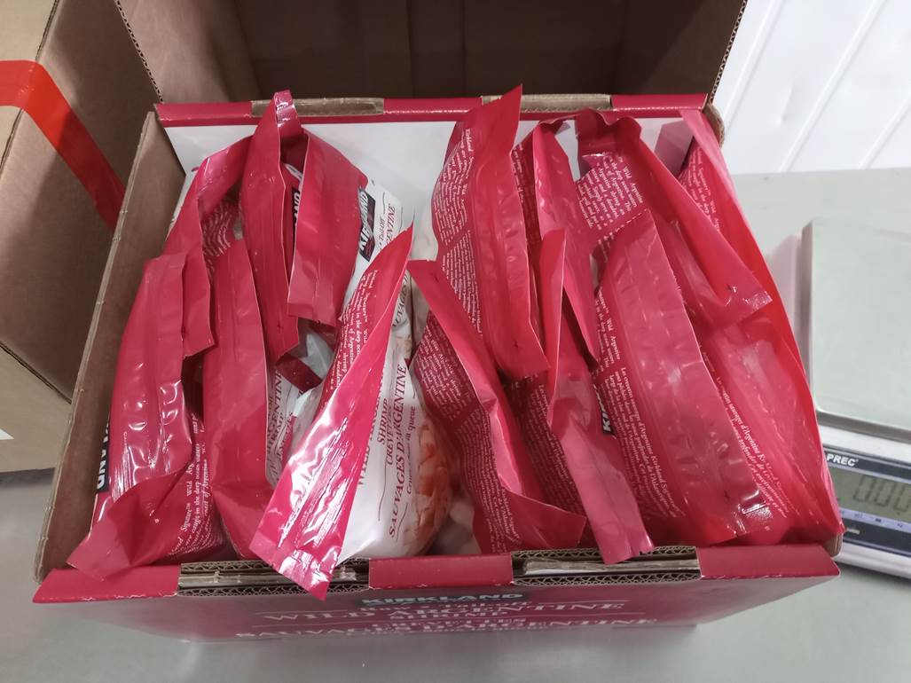 Imagen que contiene tabla, bolsa

Descripci�n generada autom�ticamente