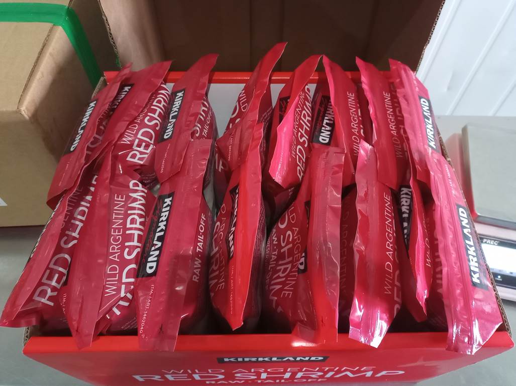 Imagen que contiene interior, tabla, rosa, comida

Descripci�n generada autom�ticamente