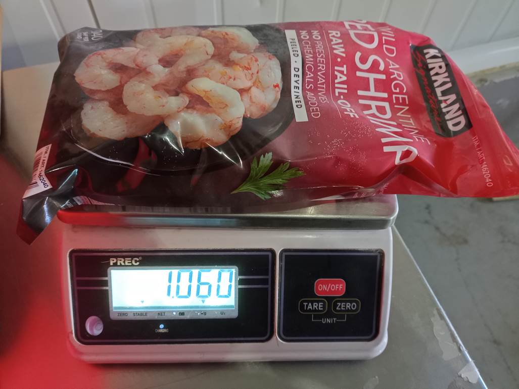 Imagen que contiene coche, alimentos, reloj

Descripci�n generada autom�ticamente