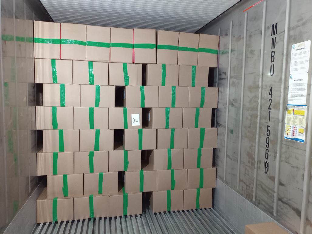 Imagen que contiene interior, verde, peque�o, colorido

Descripci�n generada autom�ticamente