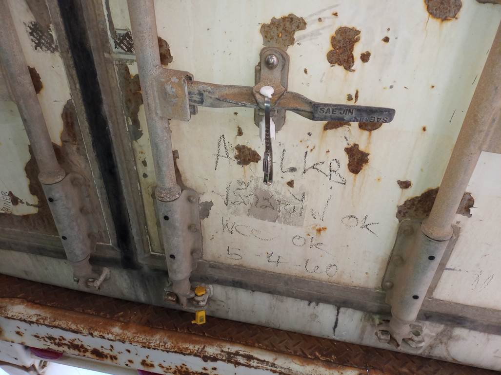 Imagen que contiene edificio, sucio, viejo, roto

Descripci�n generada autom�ticamente