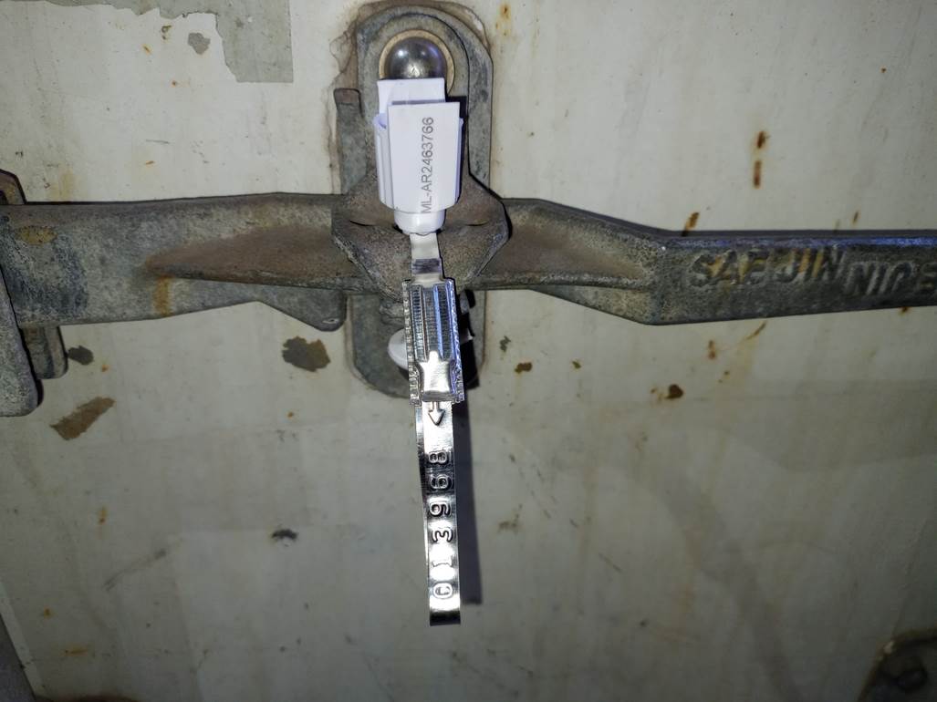 Imagen que contiene interior, sucio, edificio, viejo

Descripci�n generada autom�ticamente