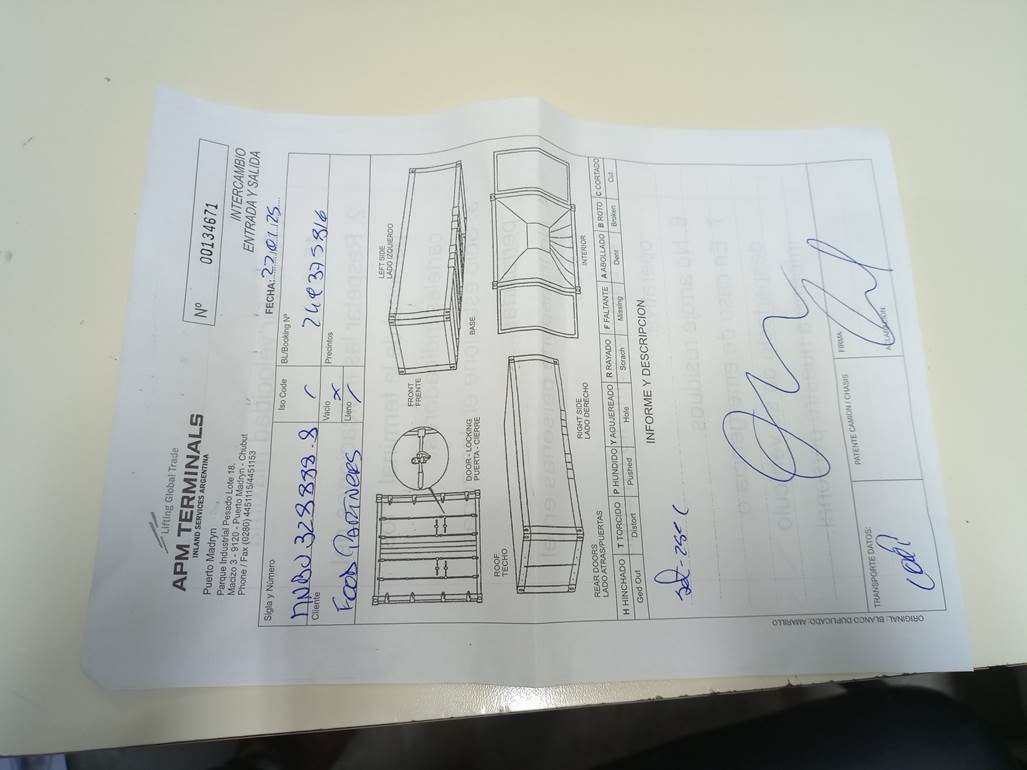Un pizarr�n con un texto en blanco

Descripci�n generada autom�ticamente con confianza media