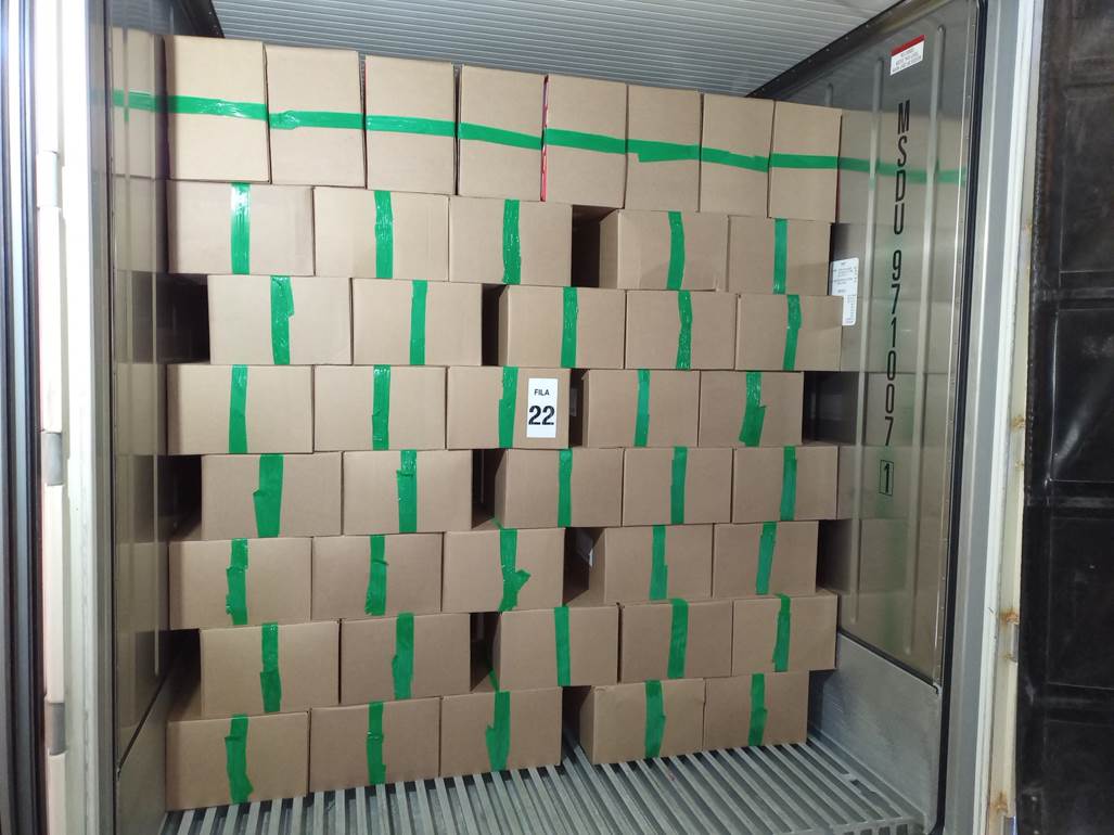 Imagen que contiene interior, con baldosas, gabinete, azulejo

Descripci�n generada autom�ticamente