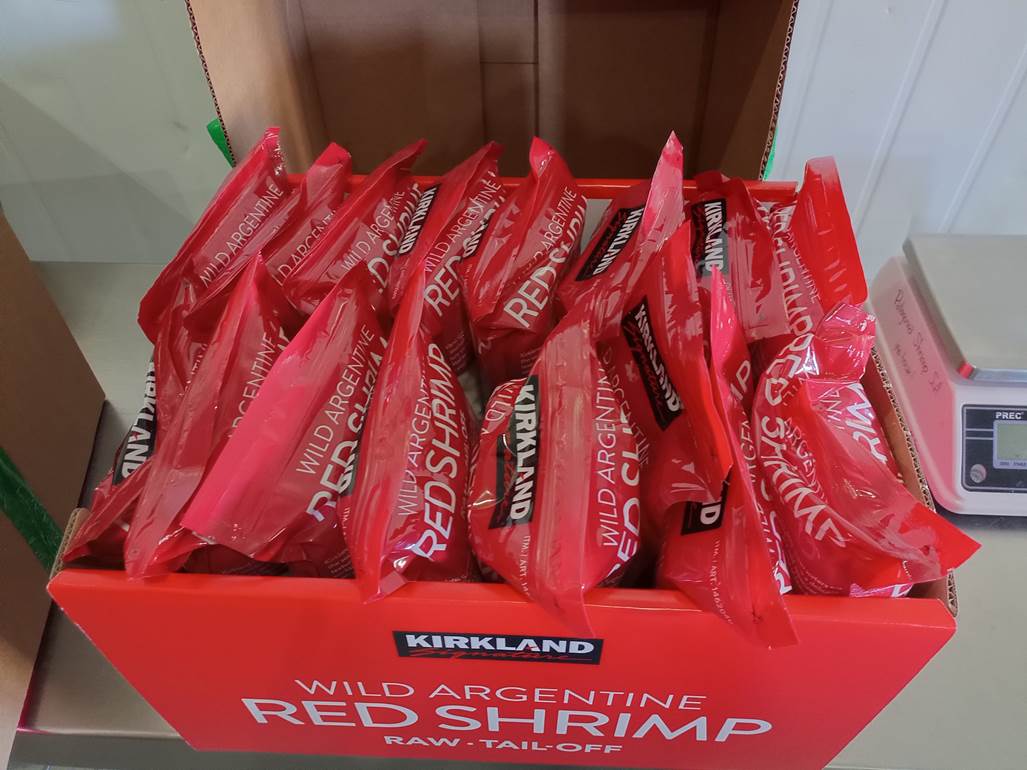 Imagen que contiene interior, caja, tabla, alimentos

El contenido generado por IA puede ser incorrecto.