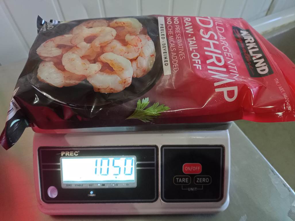Imagen que contiene alimentos, tabla, reloj, teléfono
El contenido generado por IA puede ser incorrecto.