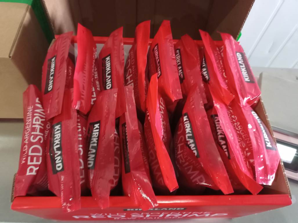Imagen que contiene caja, rosa, tabla, alimentos

El contenido generado por IA puede ser incorrecto.