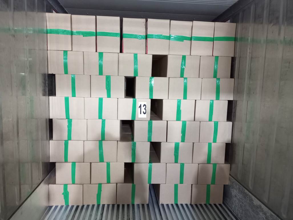 Imagen que contiene interior, con baldosas, azulejo, verde

El contenido generado por IA puede ser incorrecto.