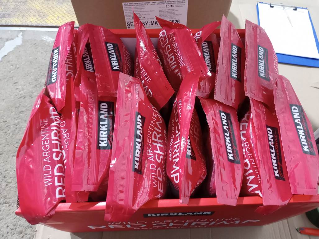 Imagen que contiene tabla, rosa, caja, comida

El contenido generado por IA puede ser incorrecto.
