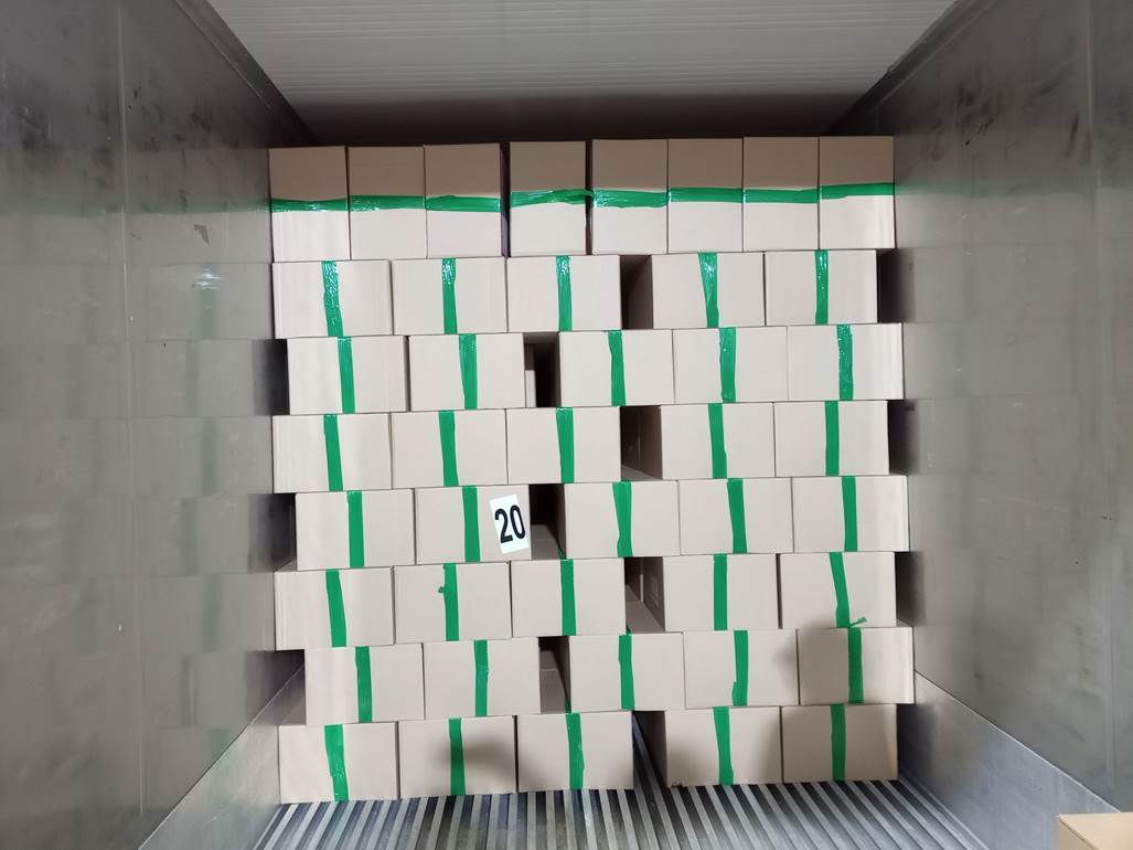 Imagen que contiene edificio, con baldosas

El contenido generado por IA puede ser incorrecto.