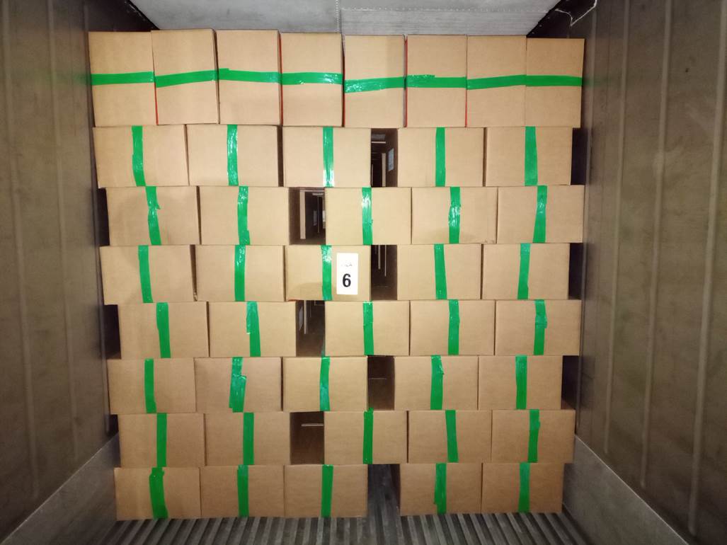 Imagen que contiene interior, verde, con baldosas, peque�o

El contenido generado por IA puede ser incorrecto.