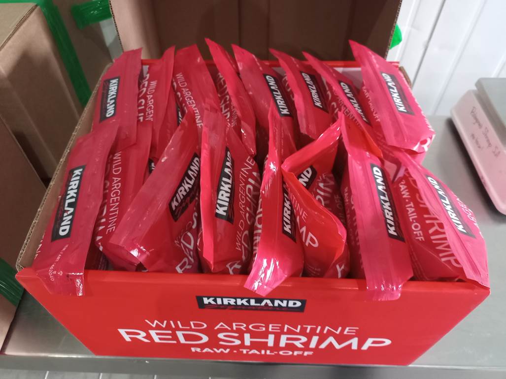 Imagen que contiene interior, caja, rosa, tabla
El contenido generado por IA puede ser incorrecto.