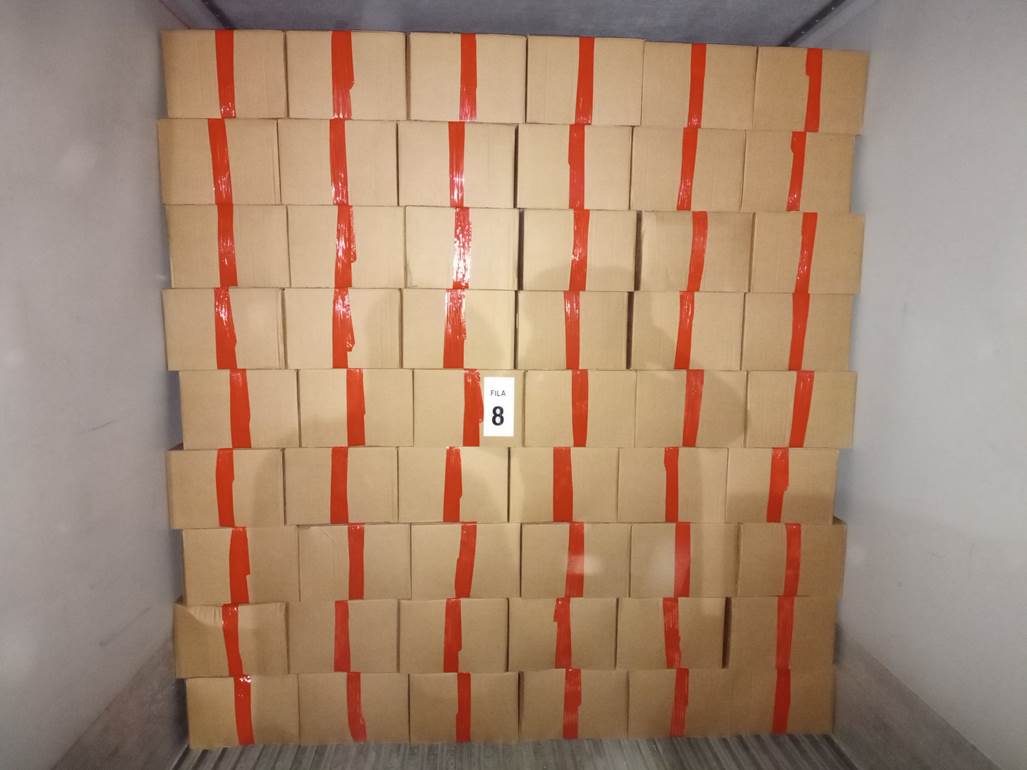 Imagen que contiene interior, edificio, pequeño, naranja
El contenido generado por IA puede ser incorrecto.