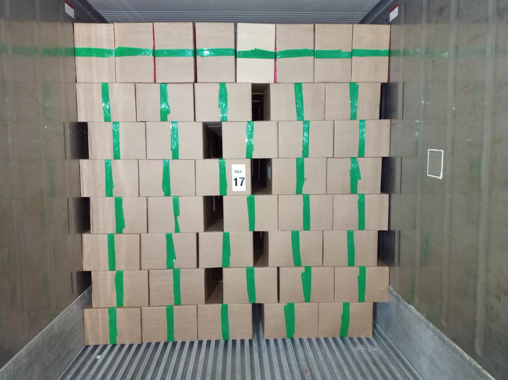 Imagen que contiene interior, con baldosas, verde, azulejo

El contenido generado por IA puede ser incorrecto.