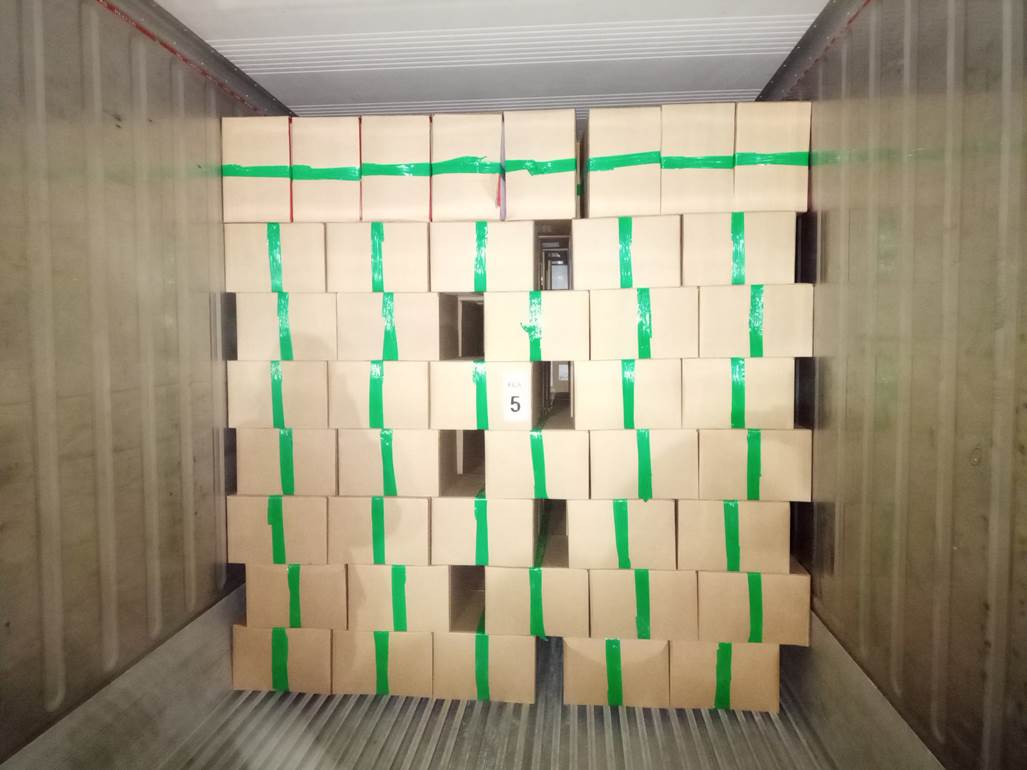 Imagen que contiene interior, verde, edificio, peque�o

El contenido generado por IA puede ser incorrecto.